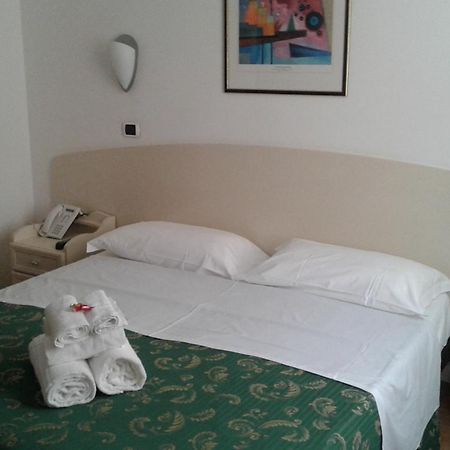 Hotel La Palazzina San Benedetto del Tronto Esterno foto