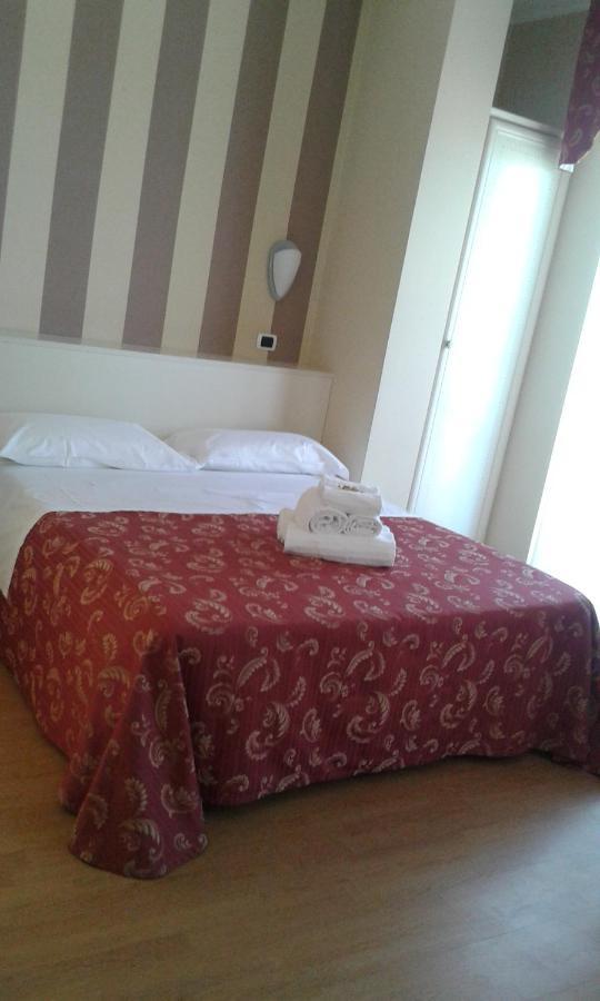 Hotel La Palazzina San Benedetto del Tronto Esterno foto