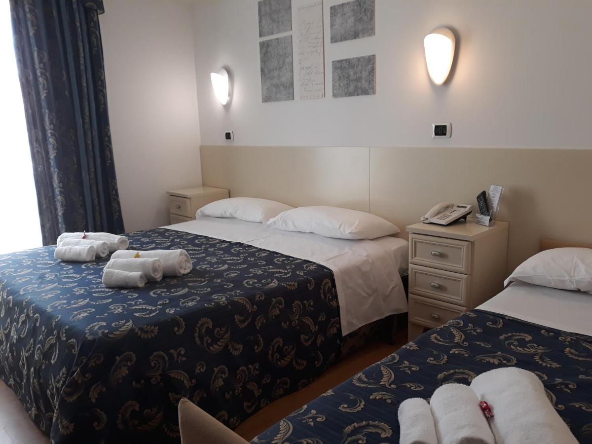 Hotel La Palazzina San Benedetto del Tronto Esterno foto