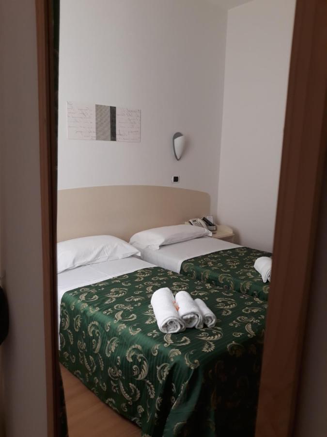 Hotel La Palazzina San Benedetto del Tronto Esterno foto