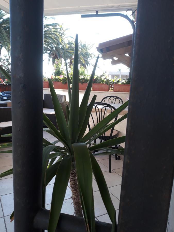 Hotel La Palazzina San Benedetto del Tronto Esterno foto
