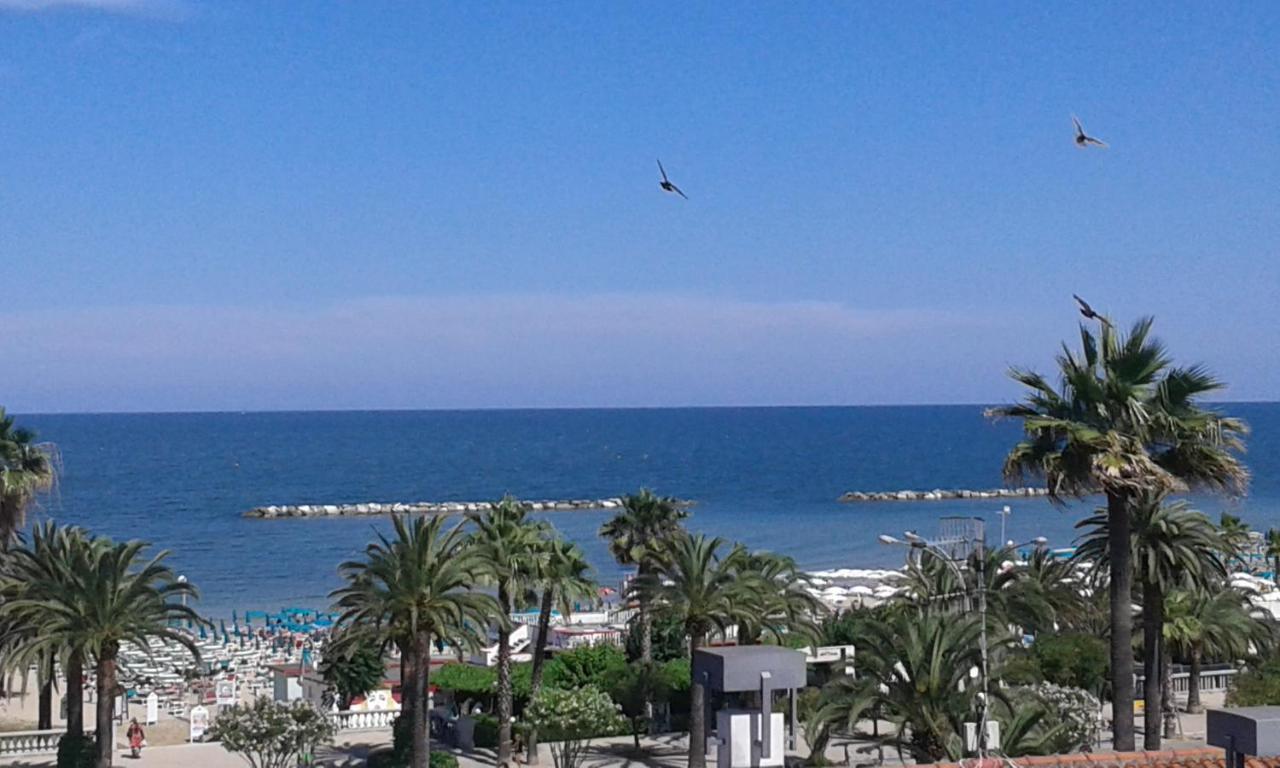 Hotel La Palazzina San Benedetto del Tronto Esterno foto