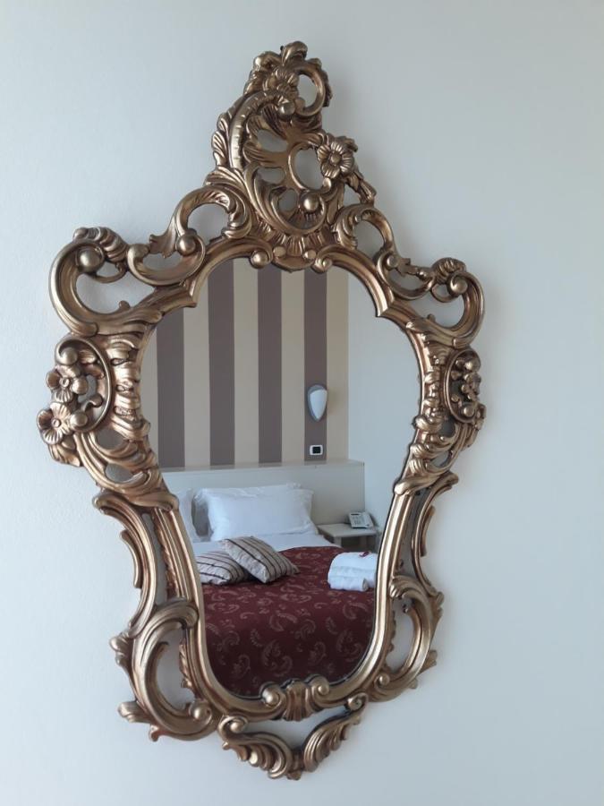 Hotel La Palazzina San Benedetto del Tronto Esterno foto