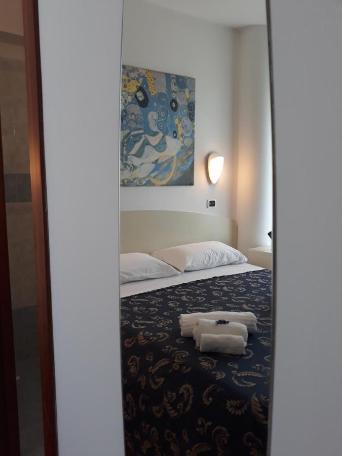 Hotel La Palazzina San Benedetto del Tronto Esterno foto