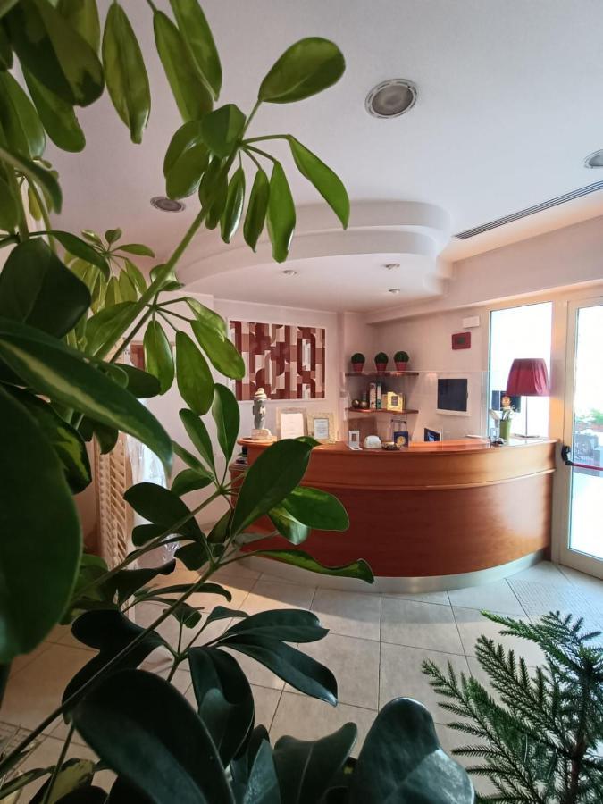 Hotel La Palazzina San Benedetto del Tronto Esterno foto