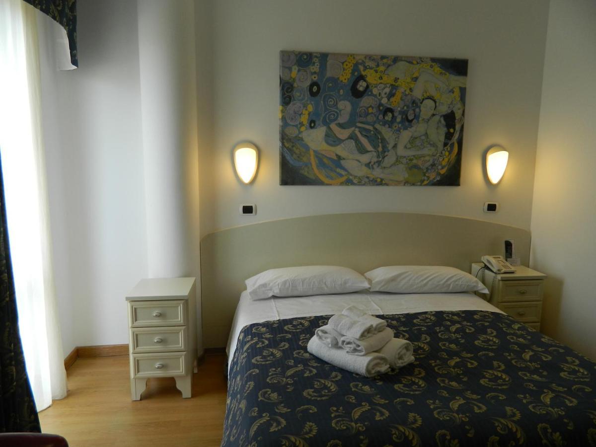 Hotel La Palazzina San Benedetto del Tronto Esterno foto