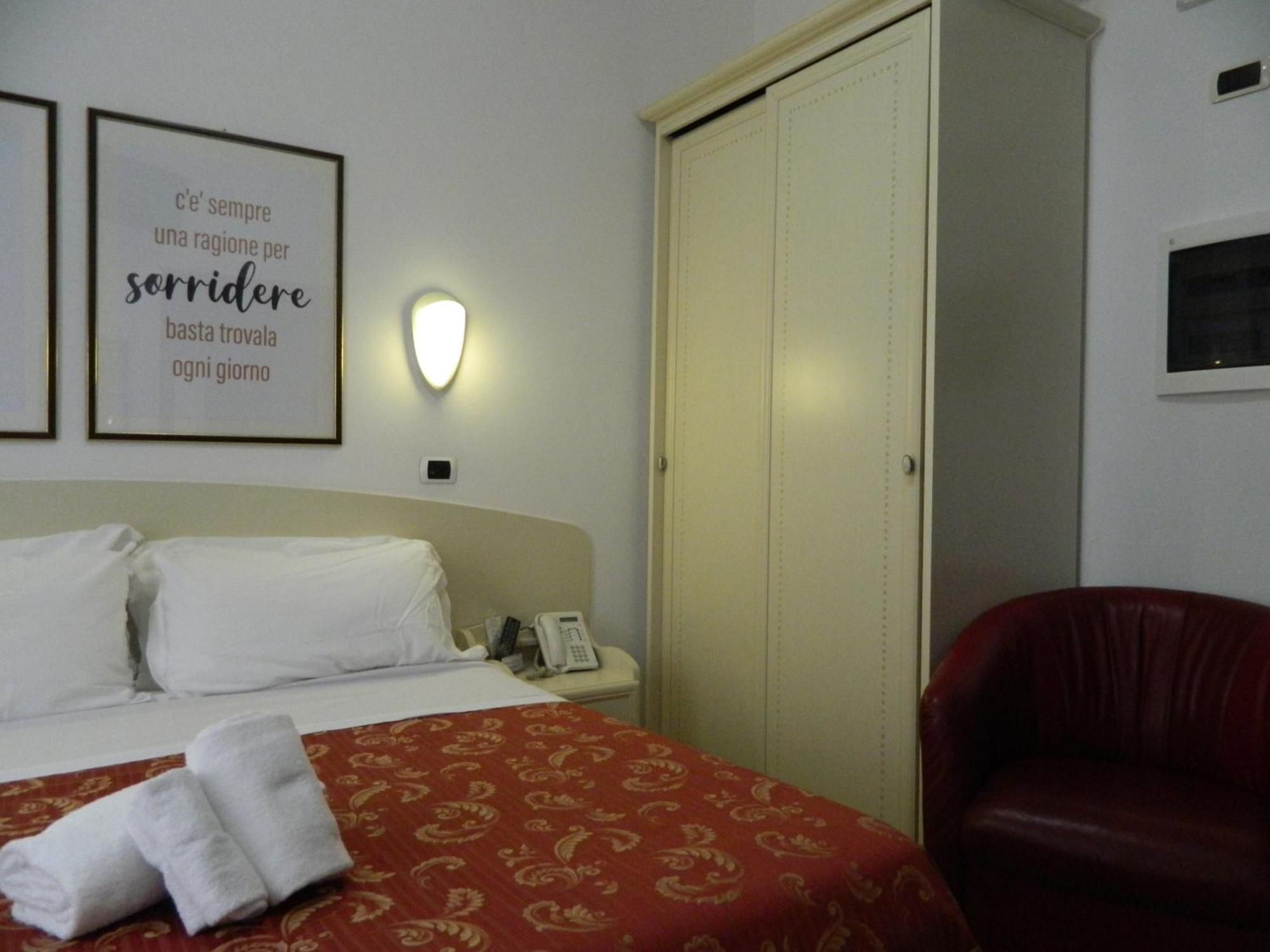 Hotel La Palazzina San Benedetto del Tronto Esterno foto